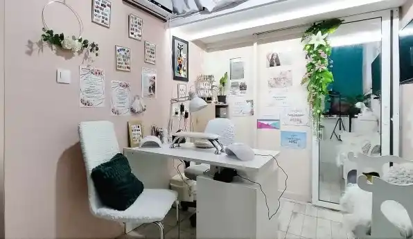 Amore Nail Studio — fotografie a proprietății