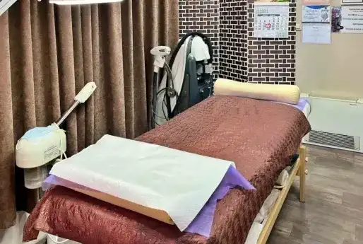 Ани Ли