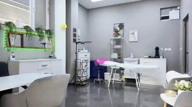 Atkova Beauty Academy – Foto vor Ort