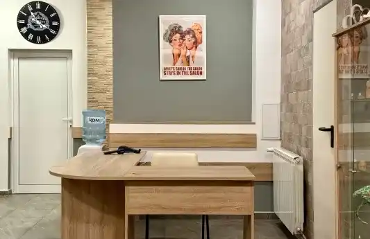 Beauty Bar NK — nesne fotoğrafı
