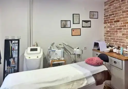 Beauty Bar