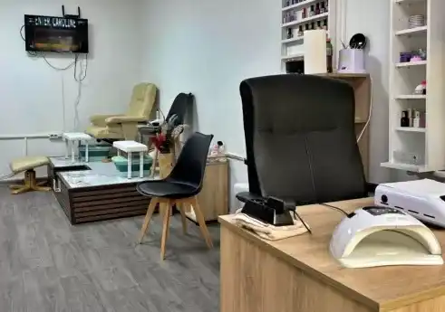 BETI NAILS STUDIO — fotografia obiectului