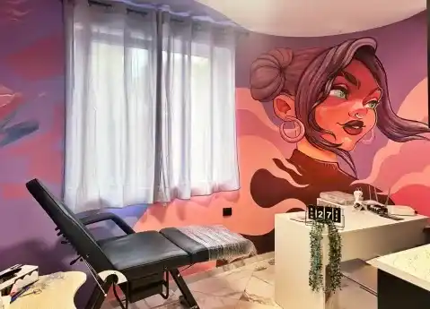 Body Piercing Studio Famous — fotografie a site-ului