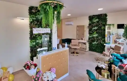 C'est La Vie Beauty Bar — снимка на обекта