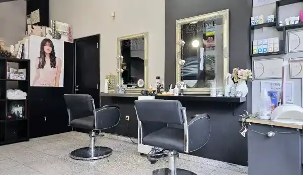 Promi-Salon – Antonia Krasimirova – Foto des Salons