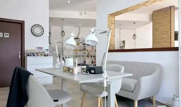 Cuccio Showroom Drujba — φωτογραφία του ιστότοπου