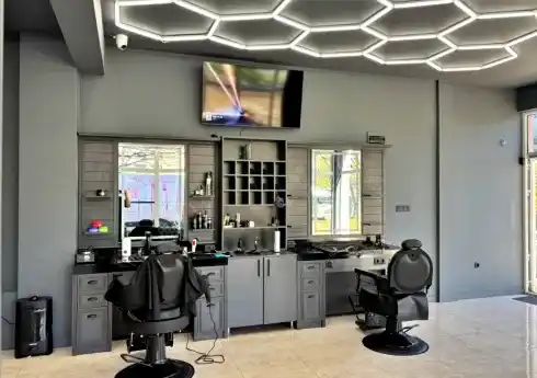 Djanny’s Barbershop