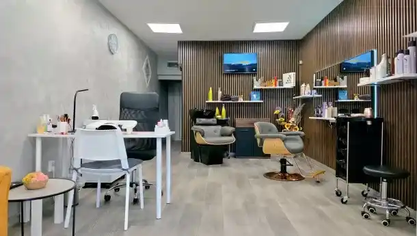 ESCALA Beauty Studio — фотографија од имотот