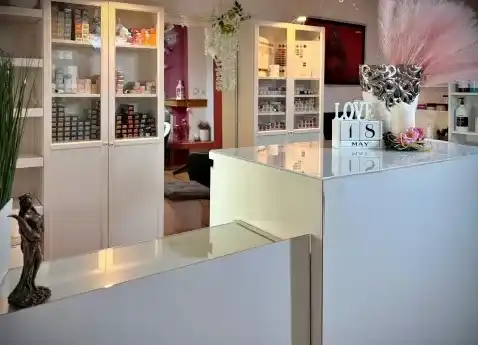 Evita Beauty House — fotografie a proprietății