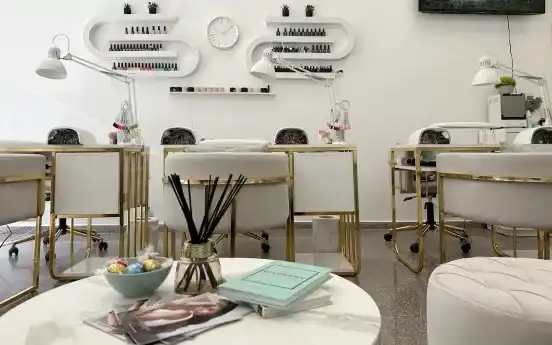 Flawless Nails — fotografija objekta