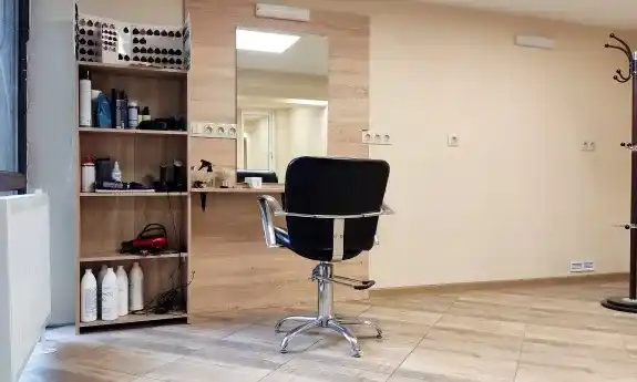Frizerski Salon Elinor — φωτογραφία του ακινήτου