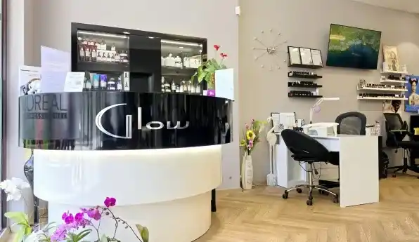 Glow Beauty Center — Foto des Objekts