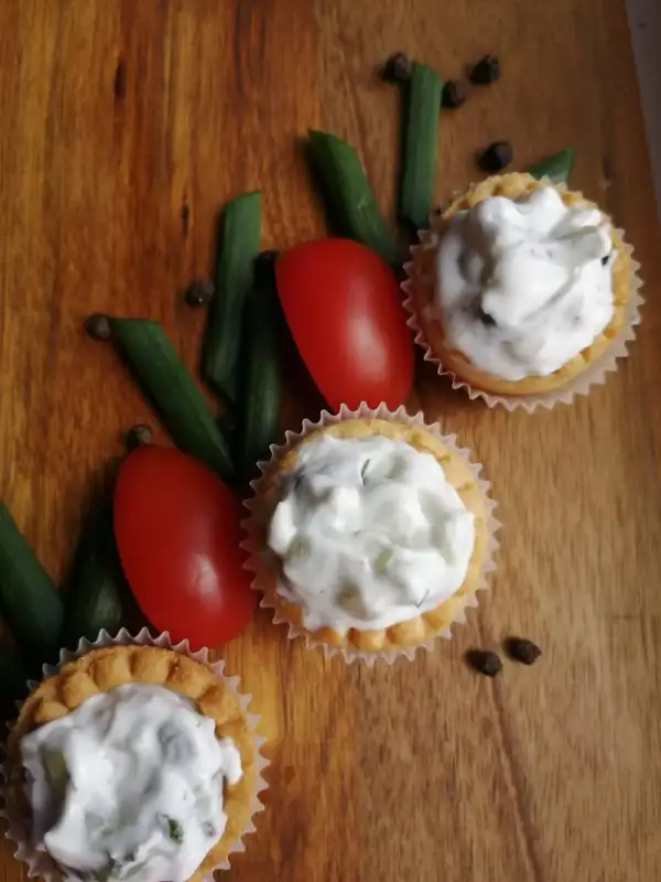 Рая Кетъринг