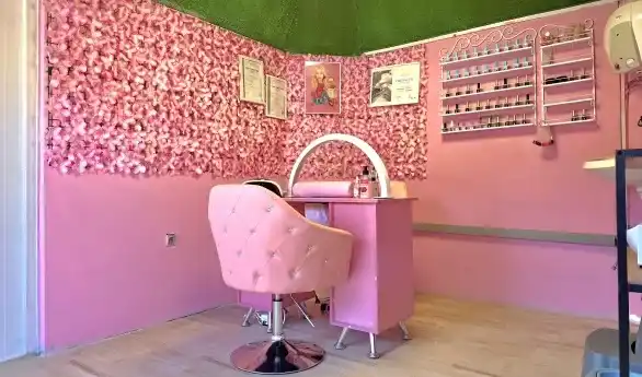 Iliana Nails Studio — Foto des Objekts