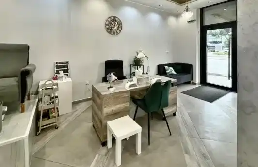 M Beauty Studio — fotografie a proprietății