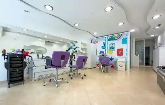 Mini and Me Hair and Beauty — fotografie a proprietății