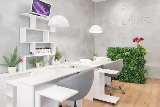 Nail Time — fotografie a obiectului