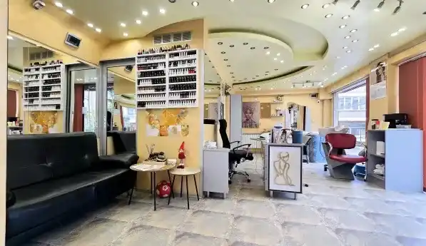 Nails ART Studio — fotografie a proprietății