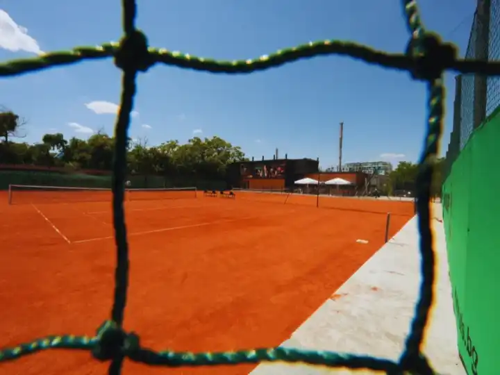 Super sport Racquet Club