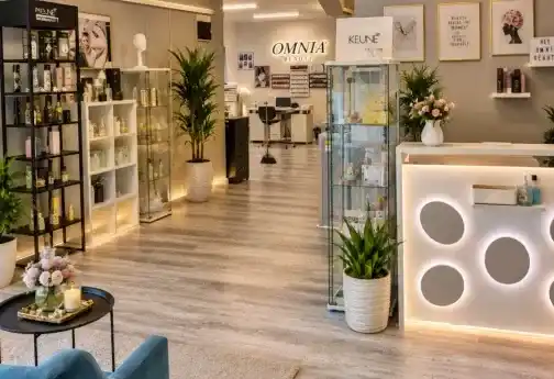 Omnia Beauty House — fotografie a site-ului