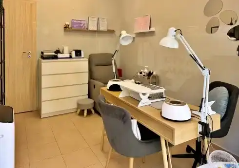 Safa Nail Salon — fotografija sajta