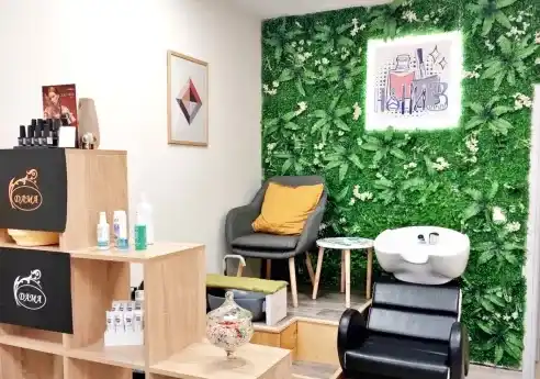 Naniz Nails Beauty Salon — fotografie a proprietății