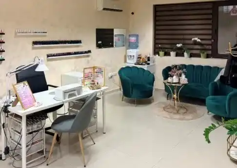 SD NAILS & LASHES — nesnenin fotoğrafı