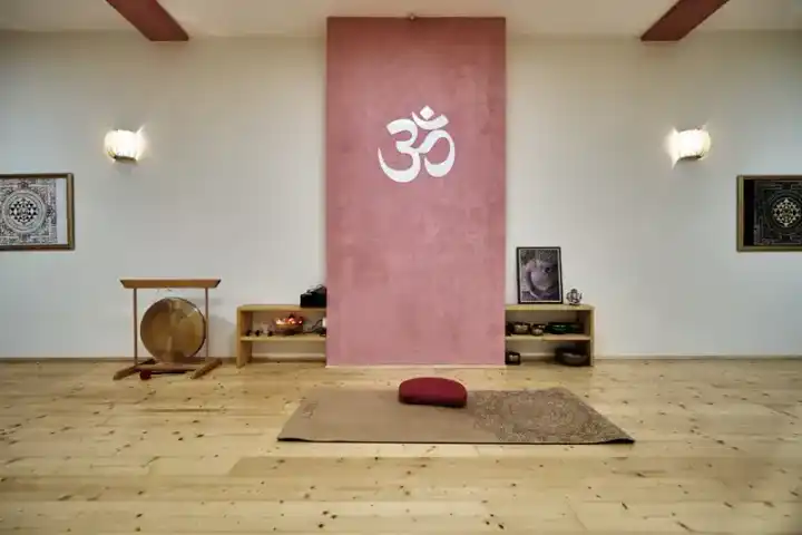 Јавна слика — BODY-MIND-SPIRIT ХОЛИСТИЧЕН ЦЕНТЪР