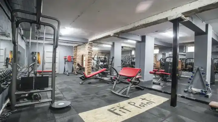 Публично изображение — Fit point