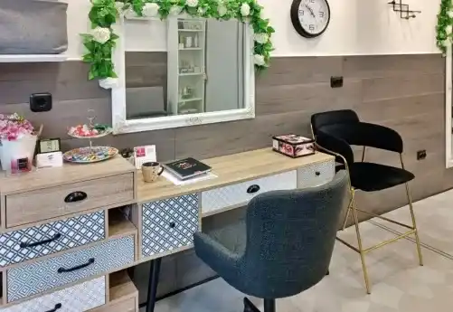 Studio Eli Beauty Salon – Foto der Website