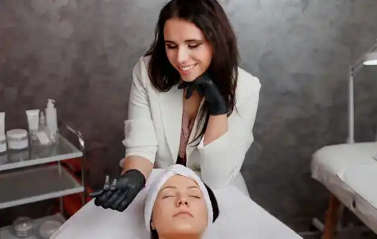 The Salon - Evgenia Angelova — fotografie a proprietății