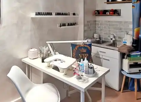 Tsveti Nails — fotografie a site-ului