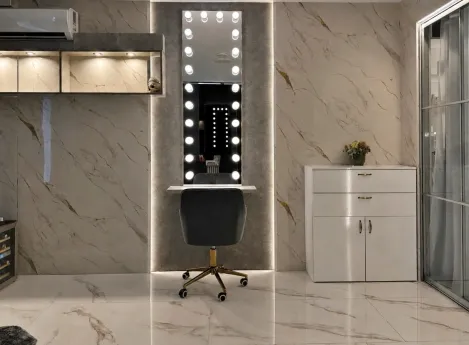 White Luxury Beauty Salon