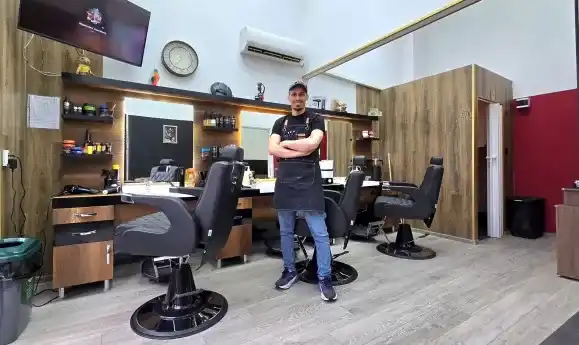 Zen Barbershop — fotografie a proprietății